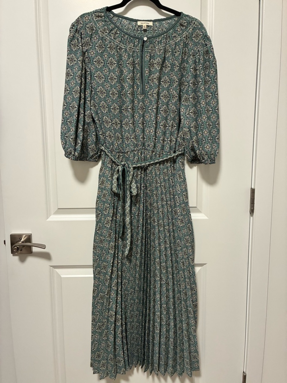 Max Studio Teal Floral Midi Dress with Pleated Skirt and Tie Waist